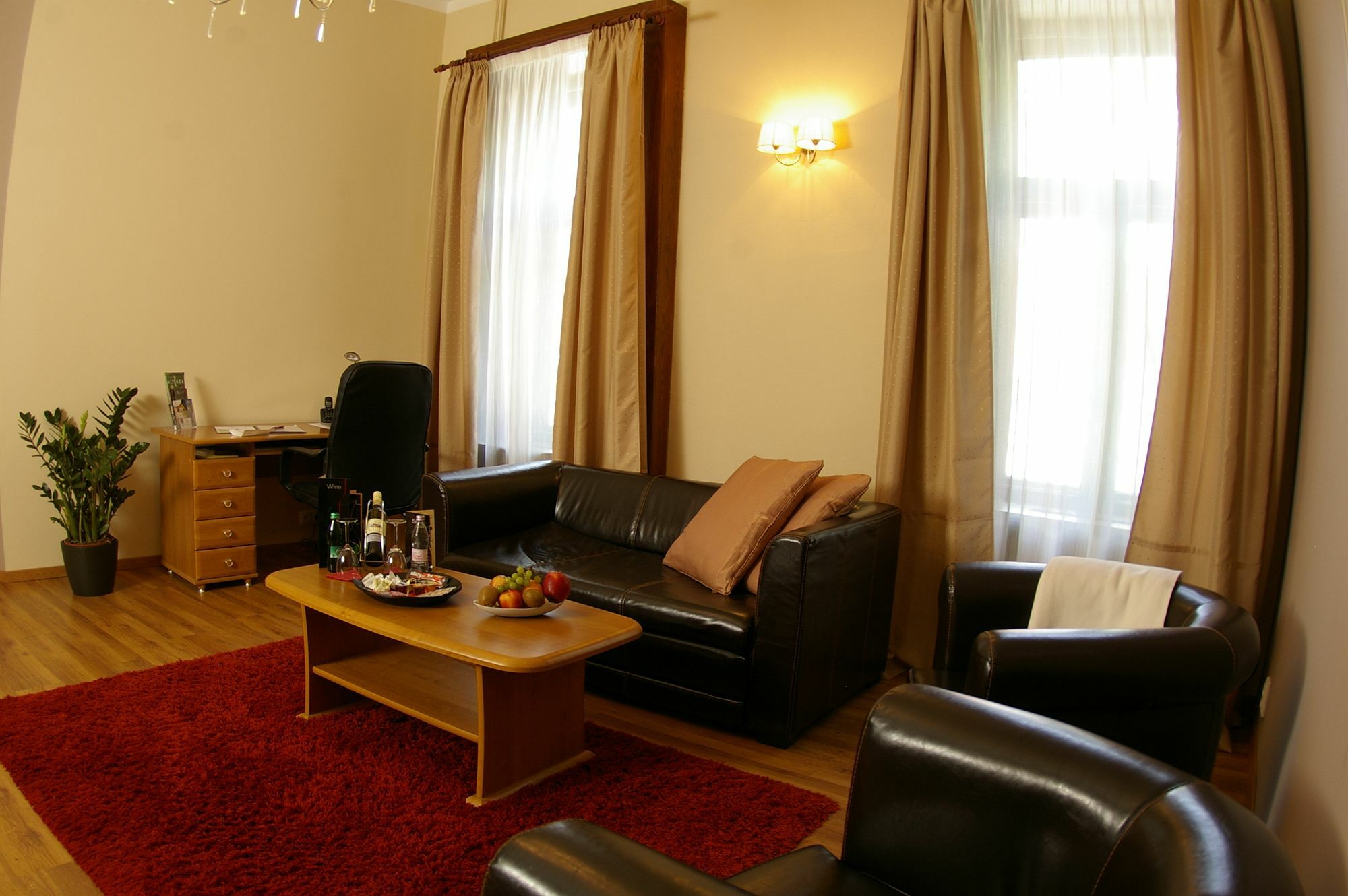 City Residence Apartment Hotel Košice Exterior foto